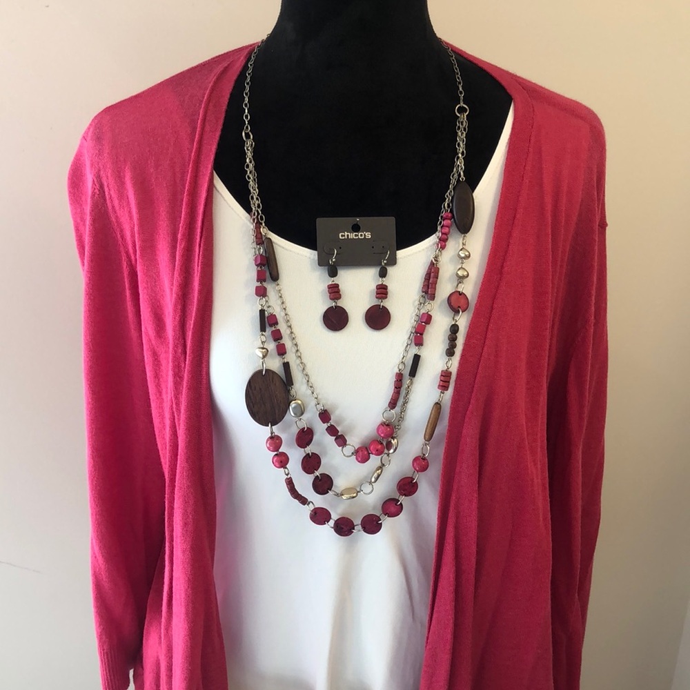 Chico’s vintage pink & brown wooden bead necklace & matching earrings set